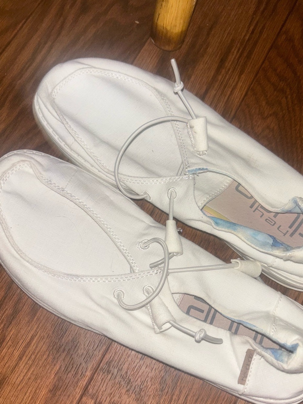 Hey Dude Wendy slip-on shoes size 9